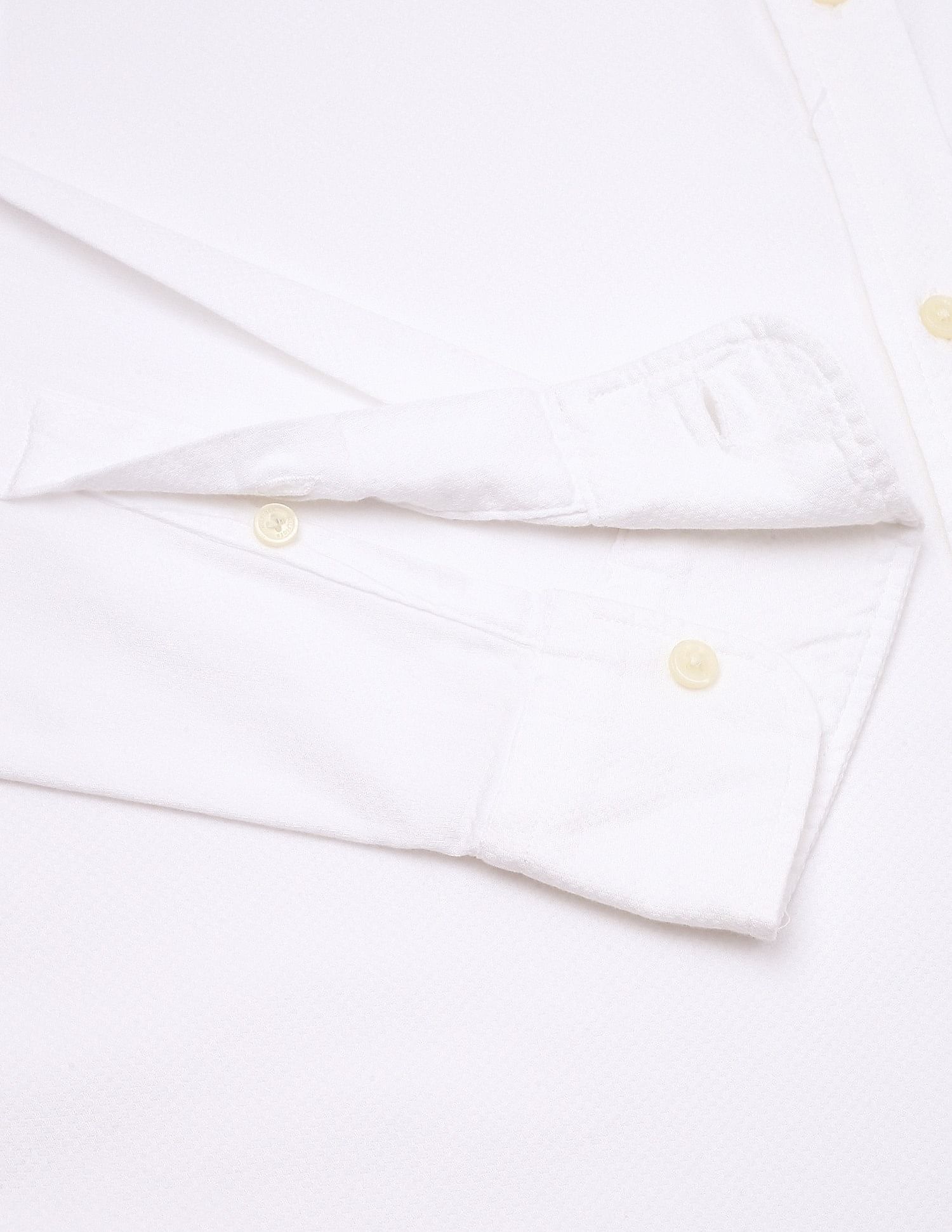 Tommy Hilfiger Solid Slim-Fit Dobby Woven Shirt