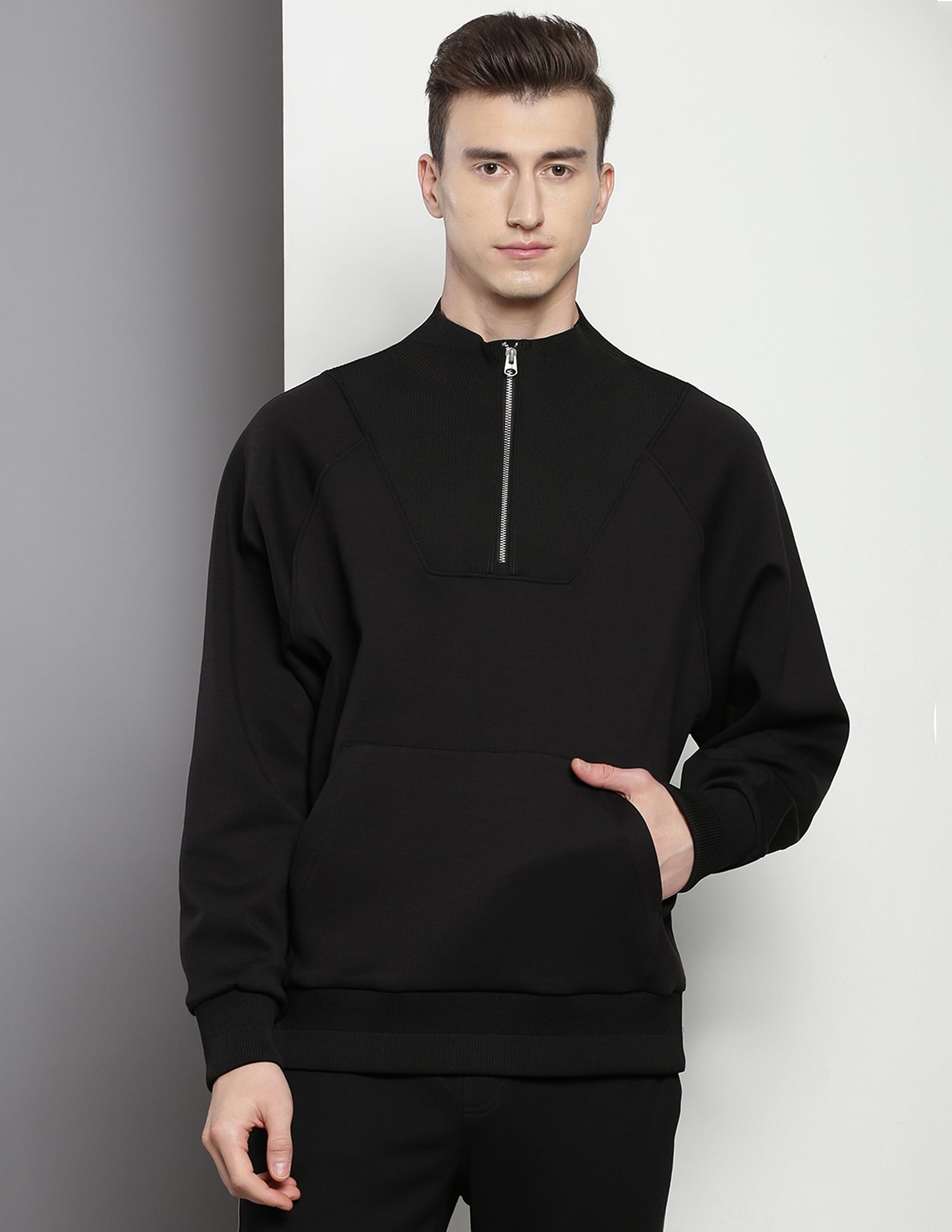 Calvin Klein Minimal Logo Solid Sweatshirt