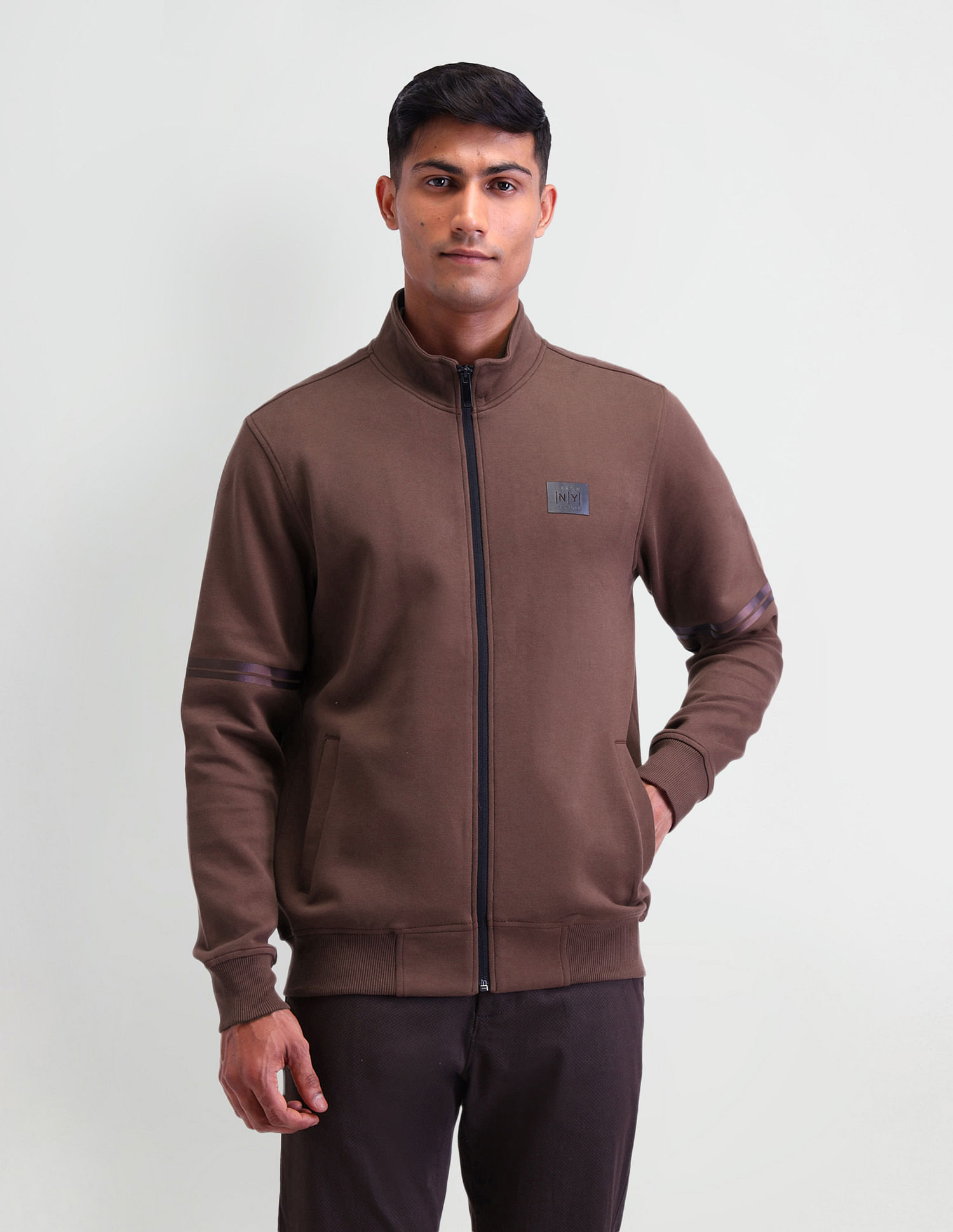 Arrow Newyork Solid Regular Fit Sweatshirt