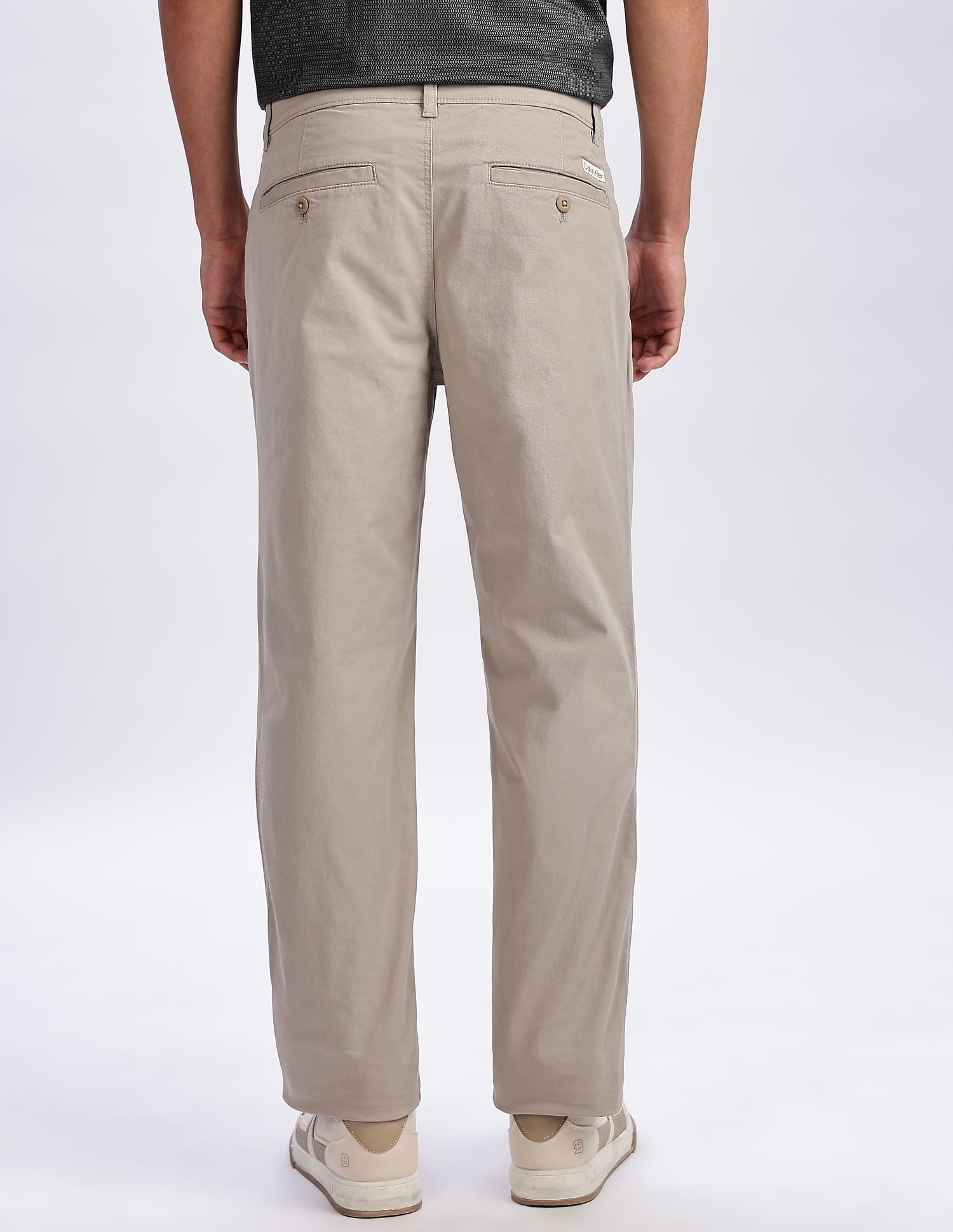 Calvin Klein Jeans Relaxed-Fit Solid Mid Rise Trousers