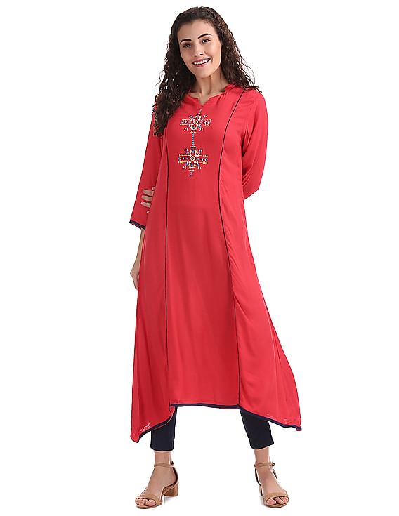 Buy Anahi Mandarin Neck Embroidered Anarkali Kurta NNNOW