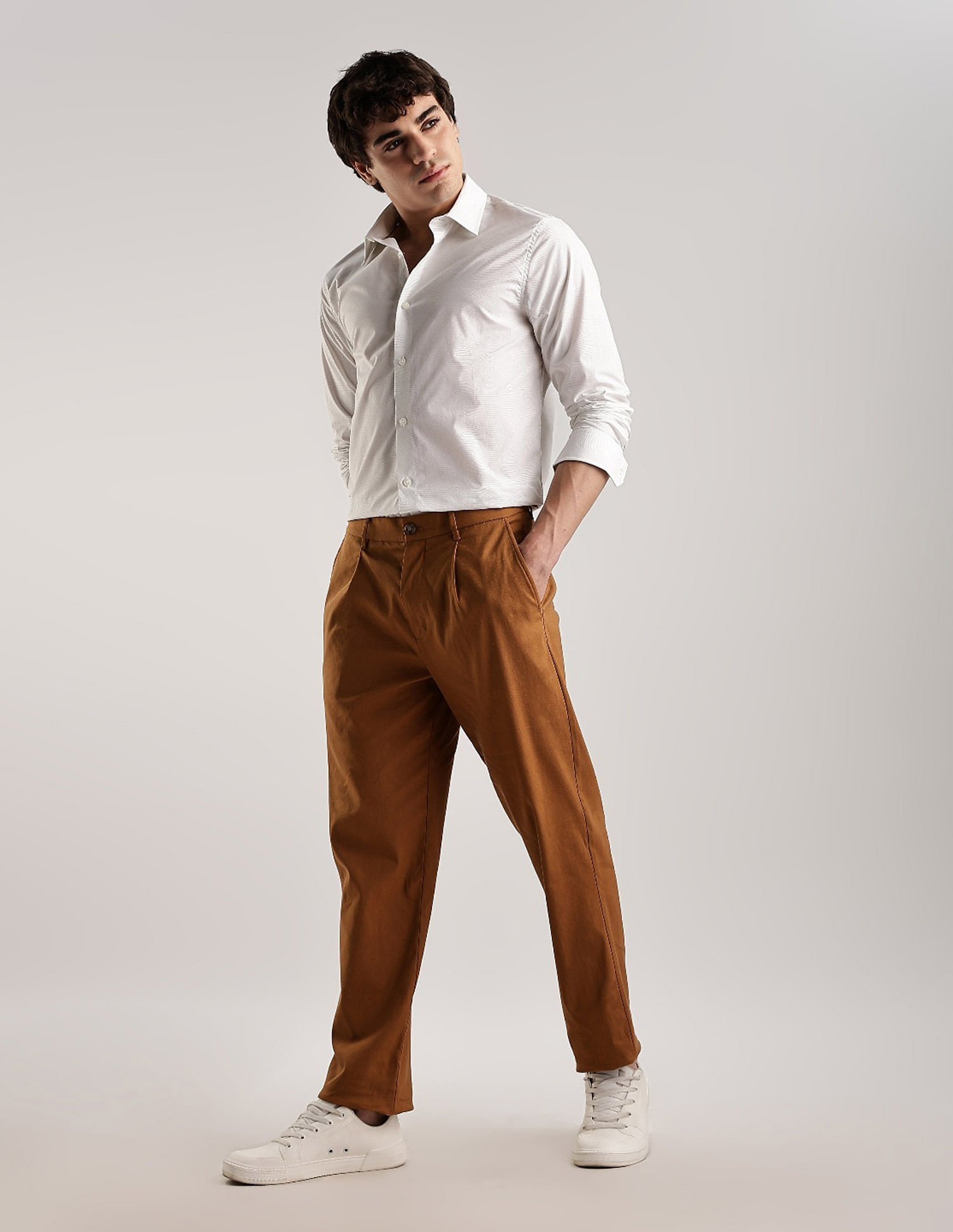 Calvin Klein Jeans Solid Slim Fit Poplin Woven Shirt