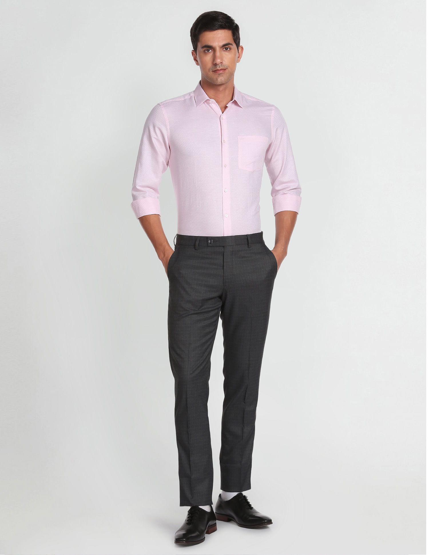 Arrow Manhattan Slim Fit Dobby Shirt