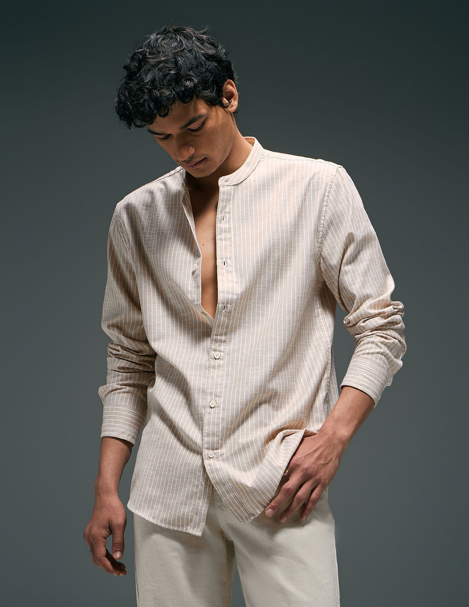 Flying Machine Vertical Striped Regular Fit Shirt