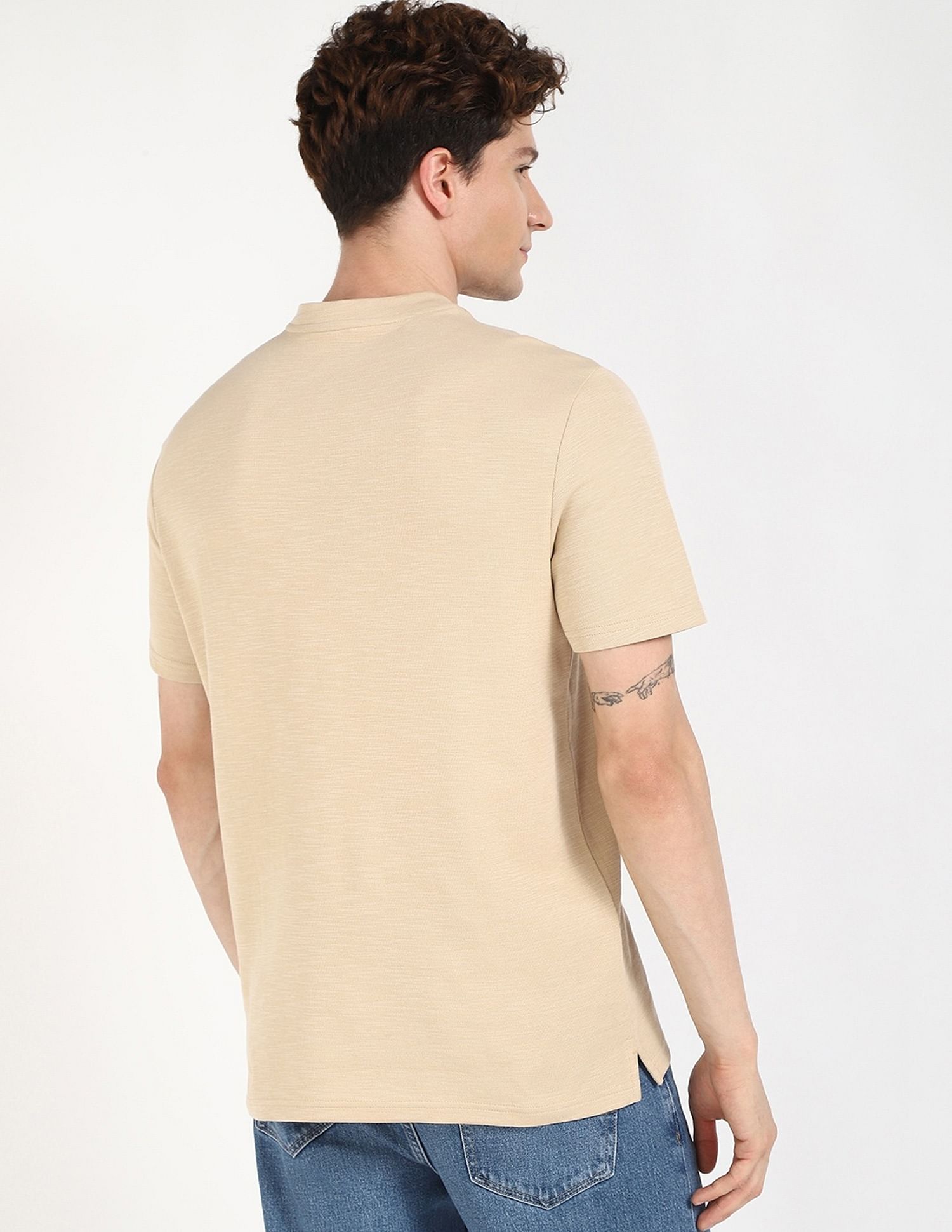 Calvin Klein Jeans Mens Regular Fit Textured T-Shirt