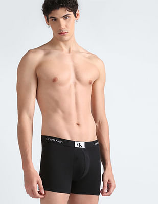 Calvin Klein Underwear Black Low Rise Trunk for men price - Best buy price  in India March 2024 detail & trends