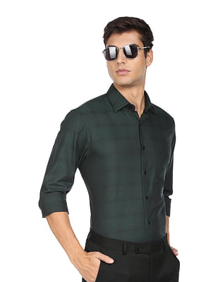 Ad By Arvind Cutaway Collar Check Cotton Evening Shirt