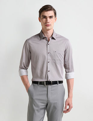 Arrow Manhattan Slim Fit Geometric Print Shirt