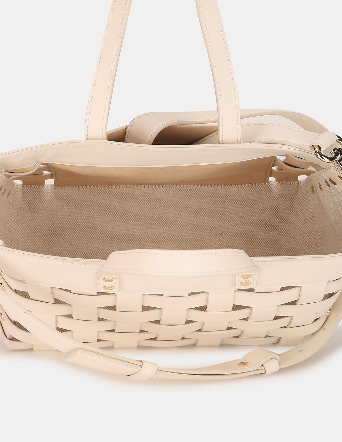 COLE HAAN かごバッグ ベージュ　ほぼ新品 Buy Cole Haan Women Off White Leather Basket Tote Bag