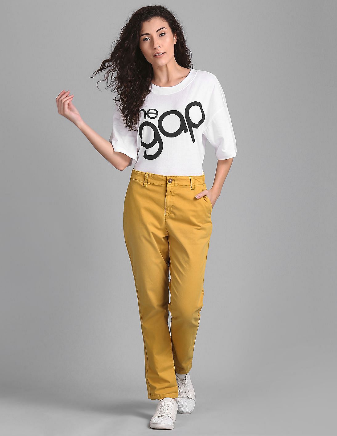 Gap yellow pants online