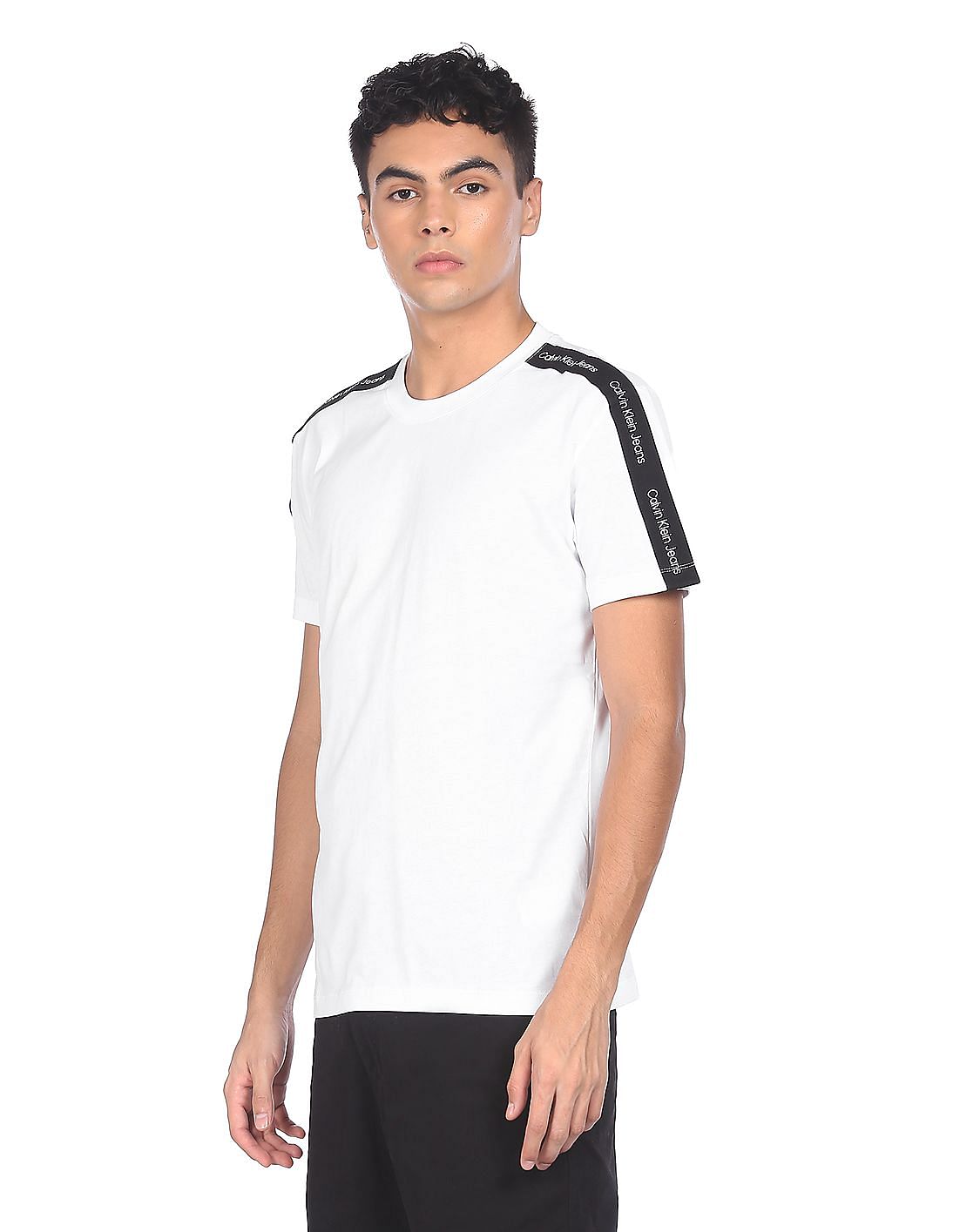 T shirt discount with shoulder stripes