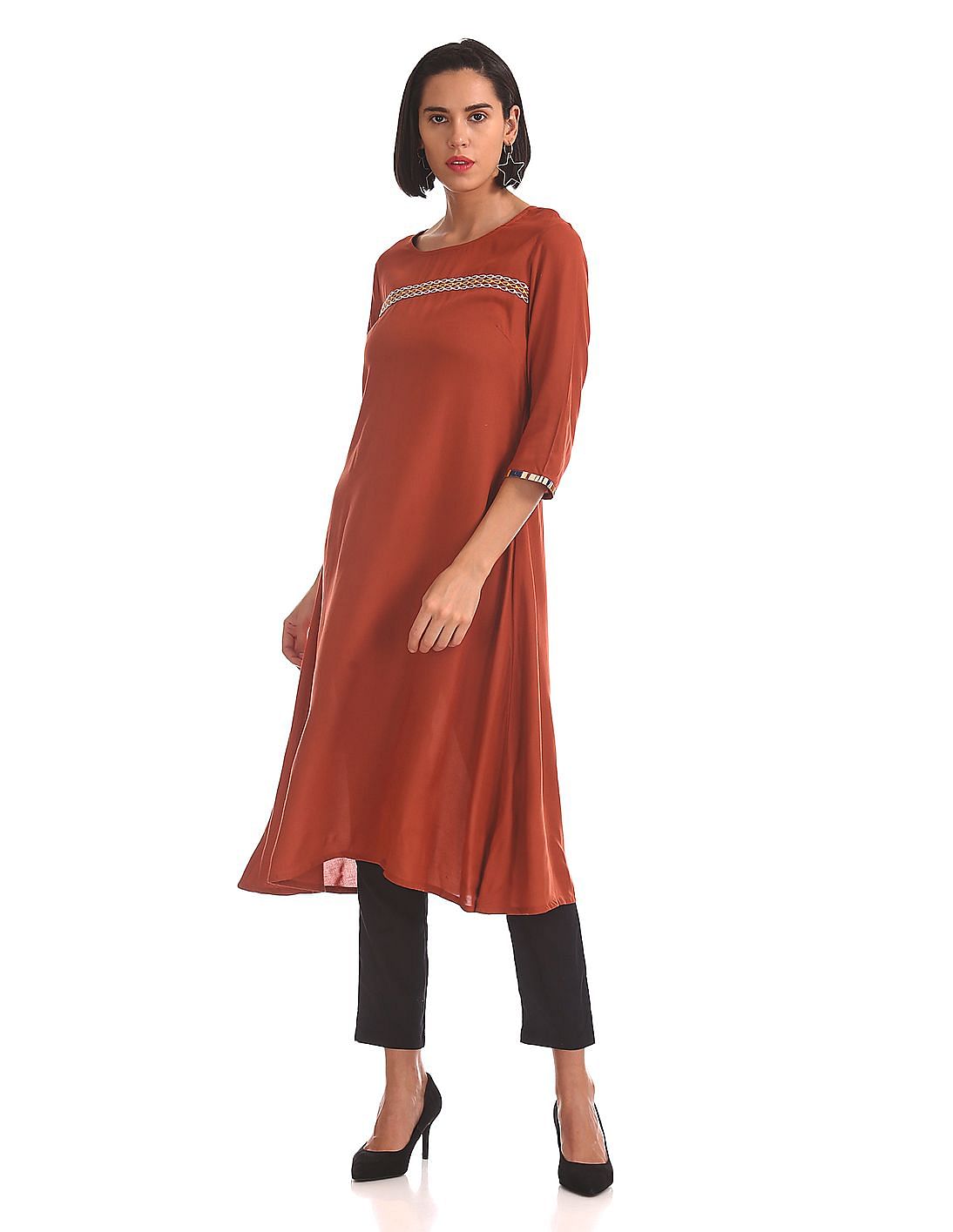 long shrug with kurta and pant