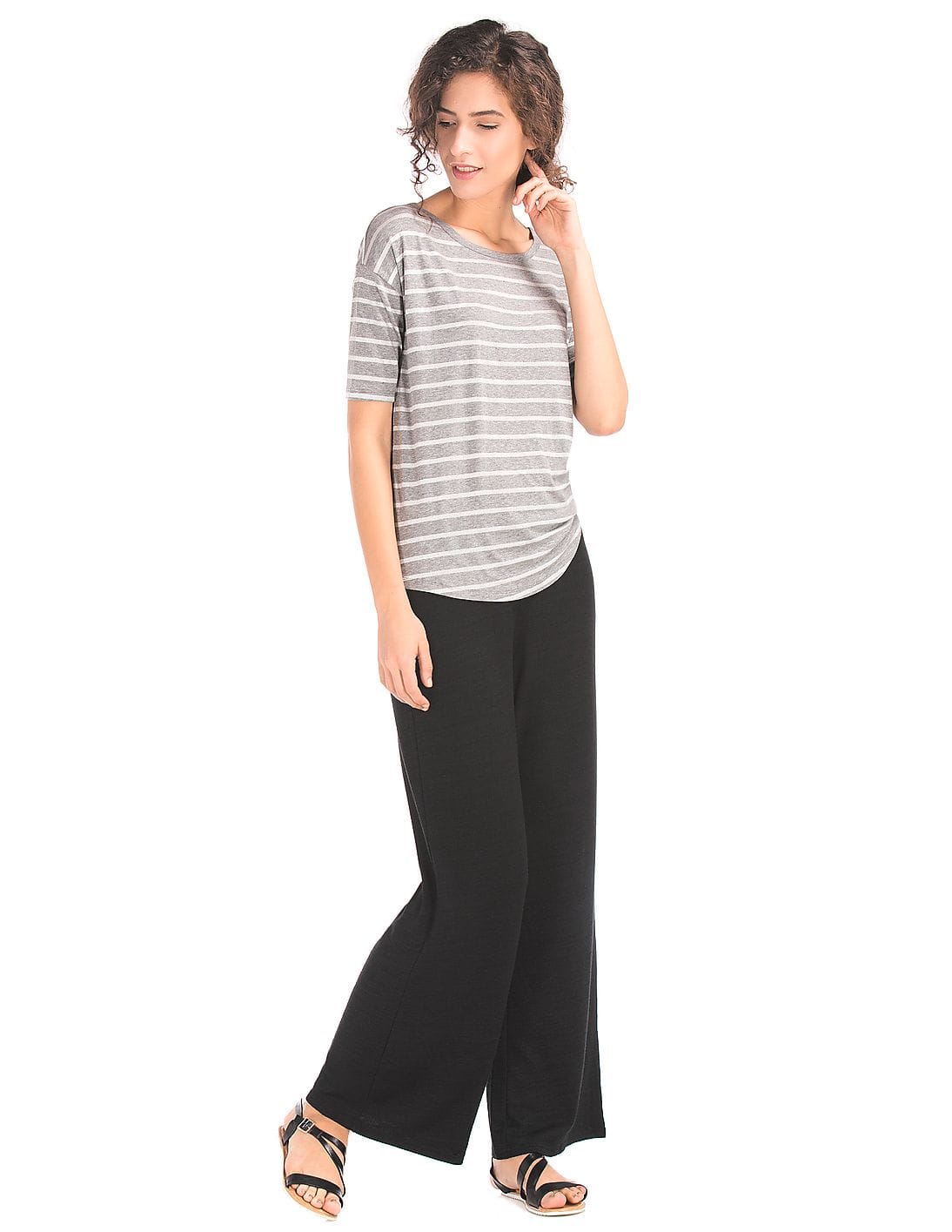 Buy GAP Women Women Black Softspun Knit Wide Leg Pants - NNNOW.com