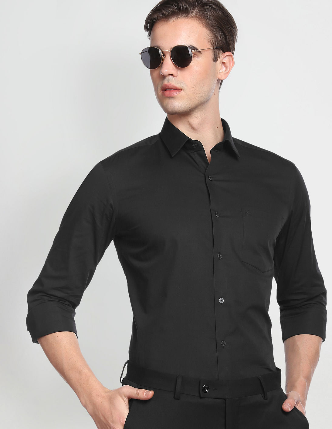 Buy Arrow Slim Fit Solid Formal Shirt - NNNOW.com