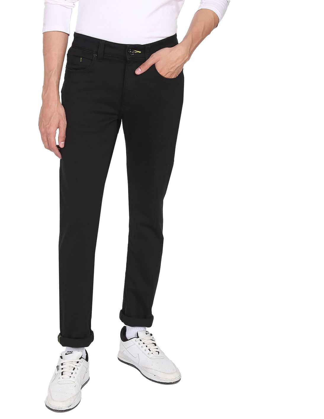 Buy Flying Machine Mid Rise Michael Slim Tapered Fit Jeans - NNNOW.com